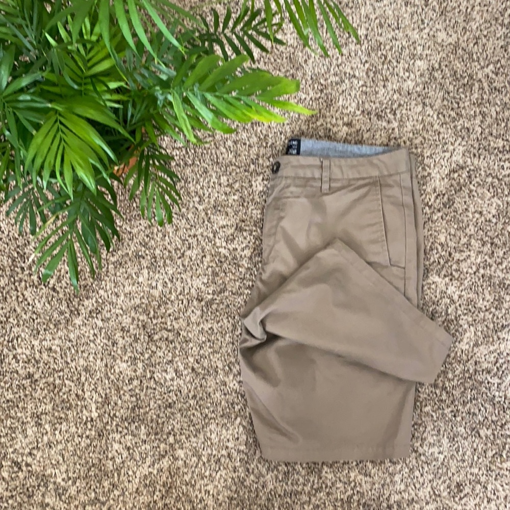 4/$20 Slim khaki shorts